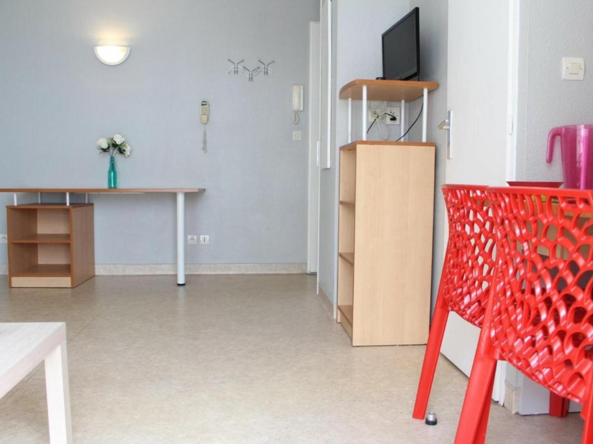 Appartement 2 Pieces Avec Balcon, Parking Et Piscine, La Rochelle - Fr-1-246-11 מראה חיצוני תמונה