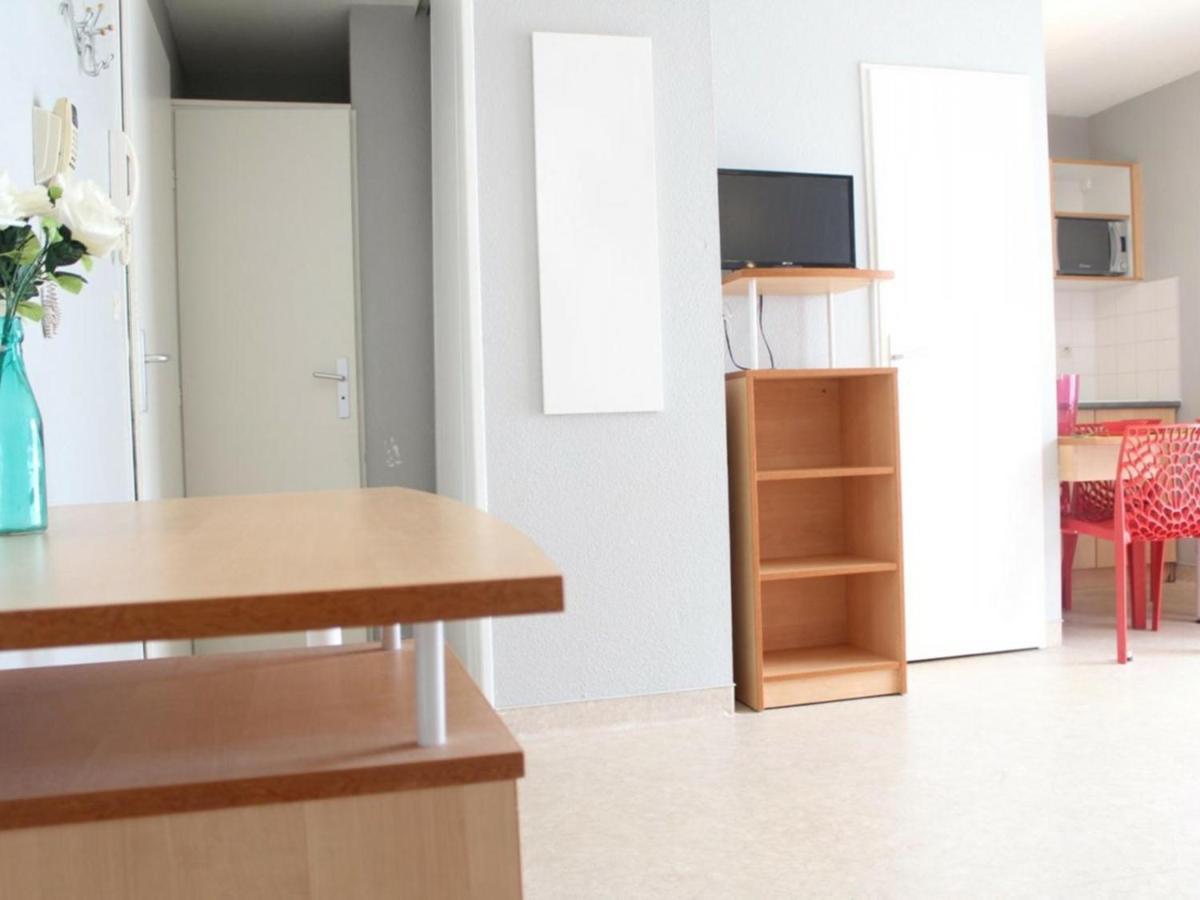 Appartement 2 Pieces Avec Balcon, Parking Et Piscine, La Rochelle - Fr-1-246-11 מראה חיצוני תמונה